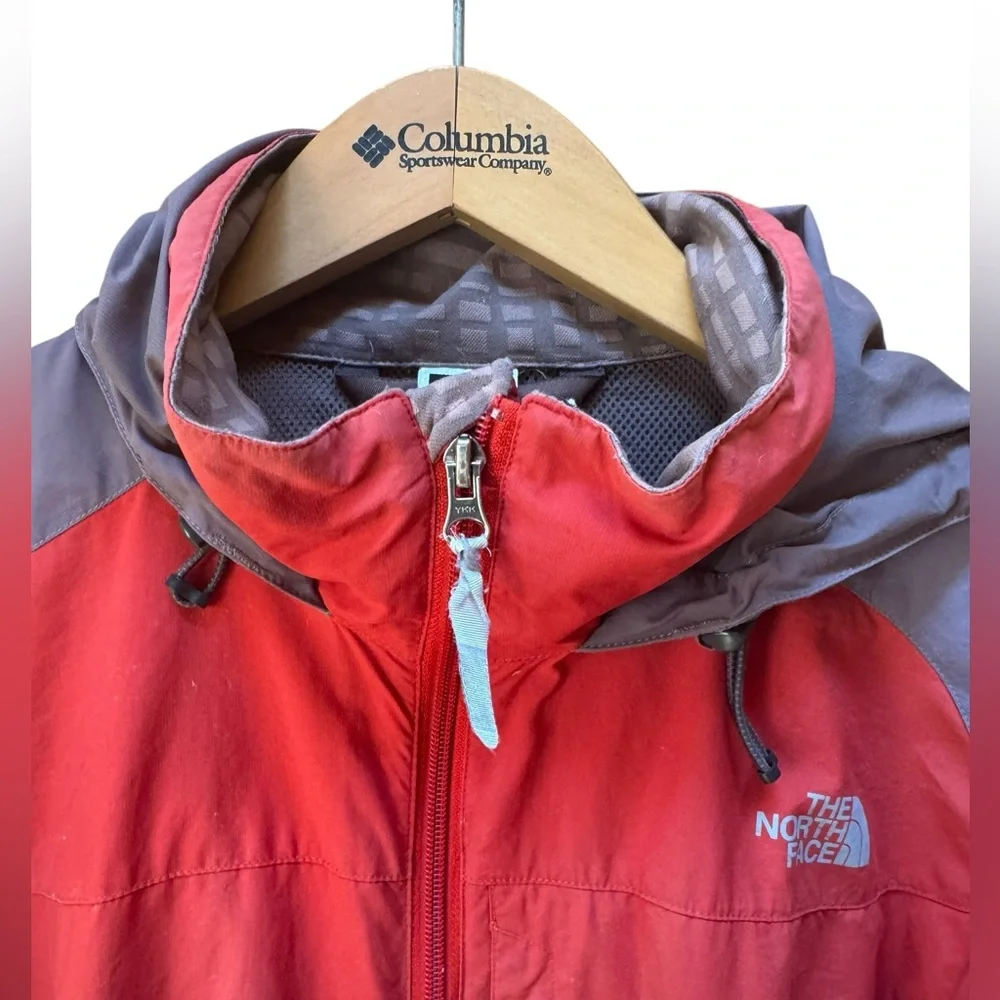 The North Face Burnt‎ Orange & Gray Hydrenalite Lightweight Zip Up Jacket